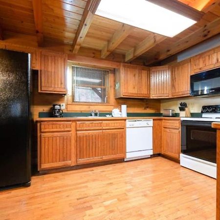 Pigeonforge Cabin Game Roomdog Friendlyhot Tub Pigeon Forge Esterno foto
