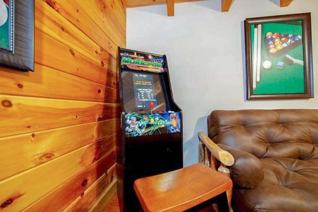 Pigeonforge Cabin Game Roomdog Friendlyhot Tub Pigeon Forge Esterno foto