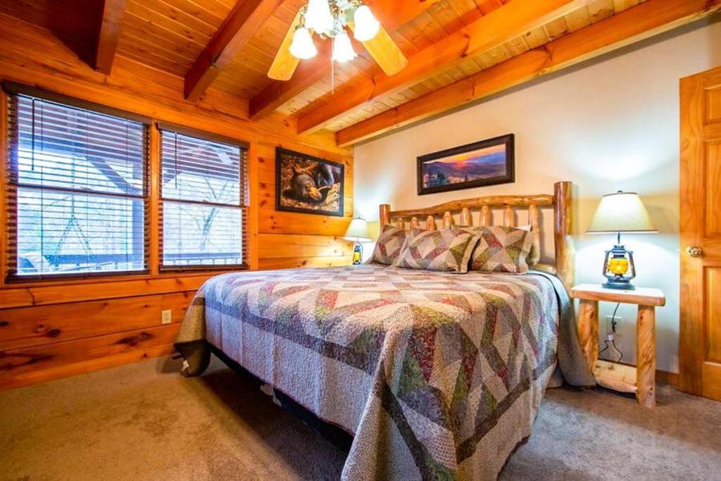 Pigeonforge Cabin Game Roomdog Friendlyhot Tub Pigeon Forge Esterno foto
